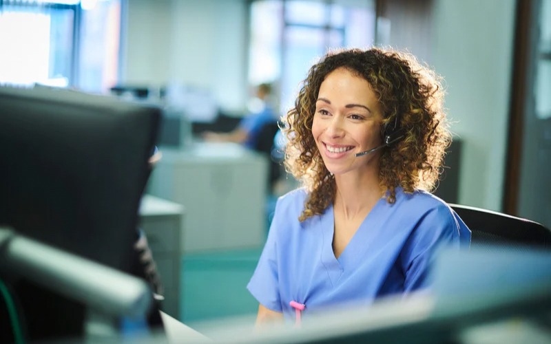 Comercial y Servicio al Cliente